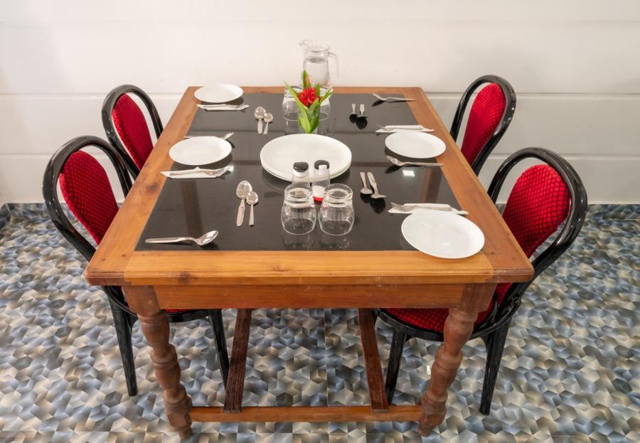 Anibesh Hotel Хавелок Айлънд Екстериор снимка